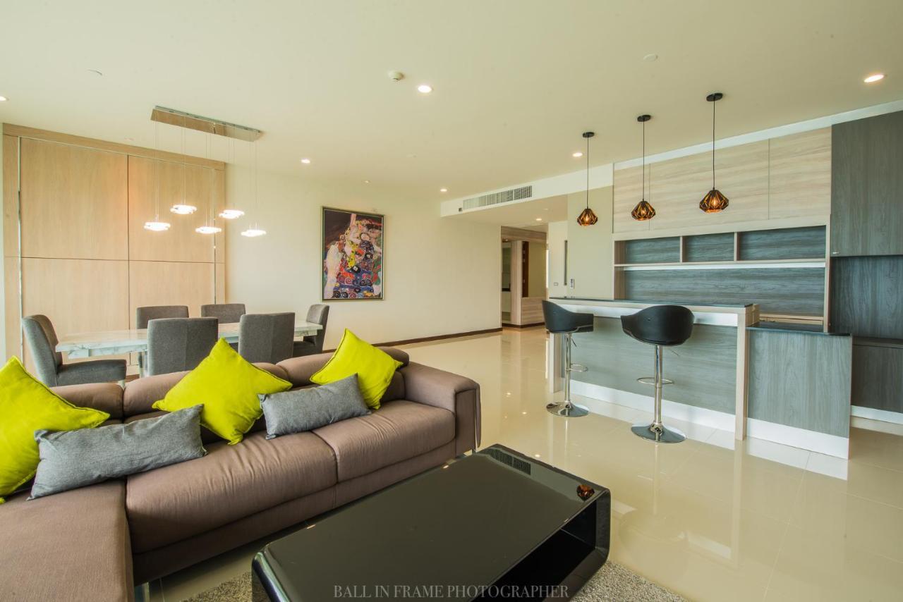 Movenpick Residences Pattaya With Ocean View Na Chom Thian Bagian luar foto