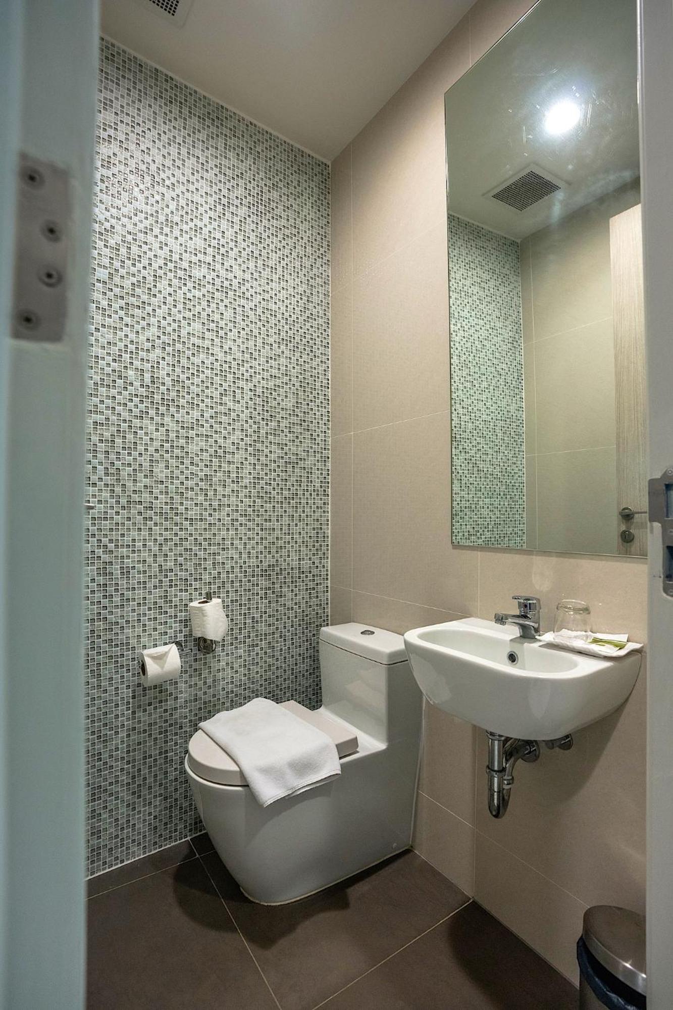 Movenpick Residences Pattaya With Ocean View Na Chom Thian Bagian luar foto