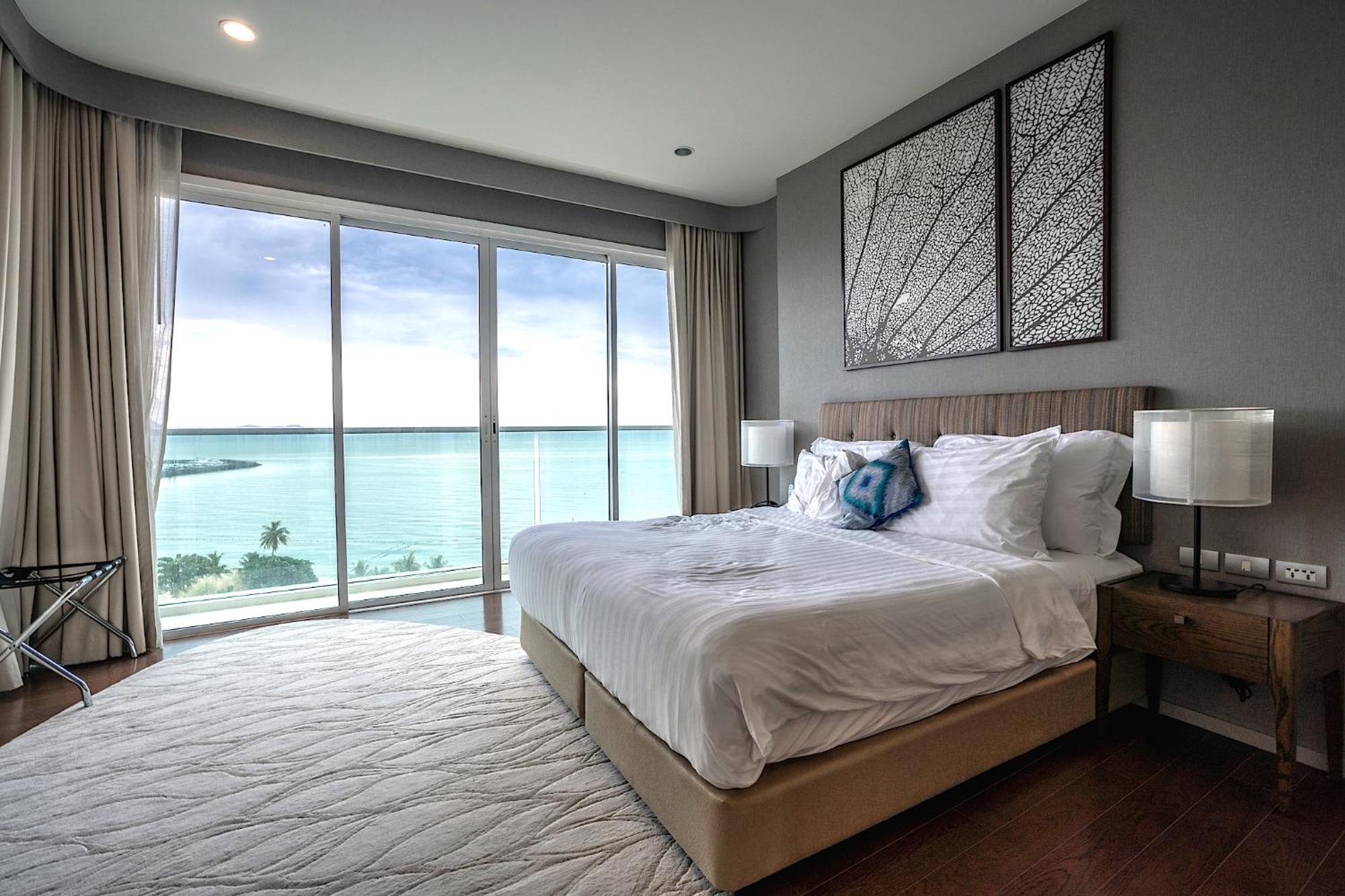 Movenpick Residences Pattaya With Ocean View Na Chom Thian Bagian luar foto