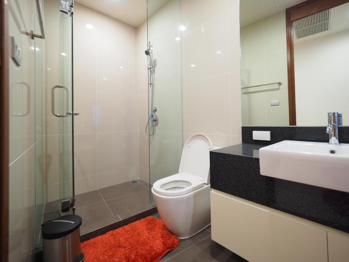 Movenpick Residences Pattaya With Ocean View Na Chom Thian Bagian luar foto