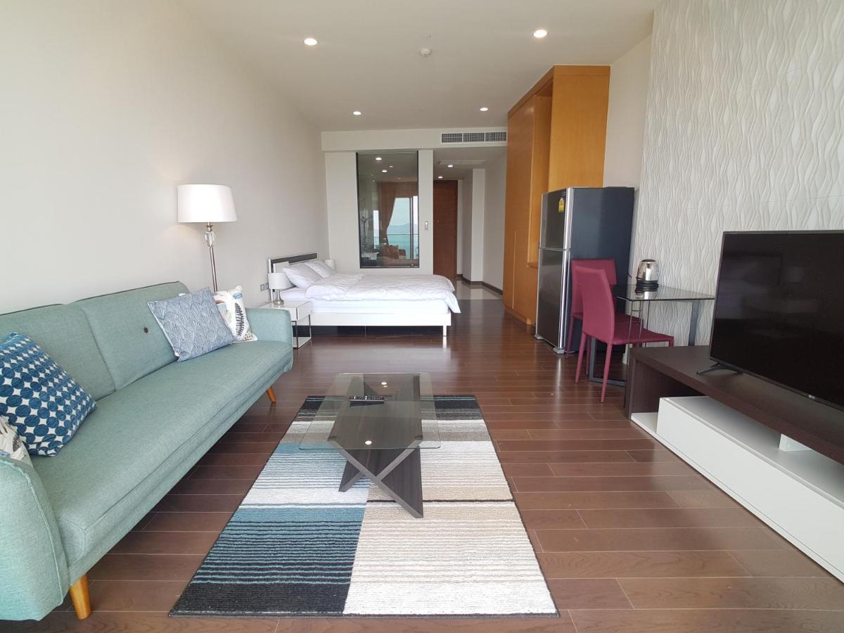 Movenpick Residences Pattaya With Ocean View Na Chom Thian Bagian luar foto