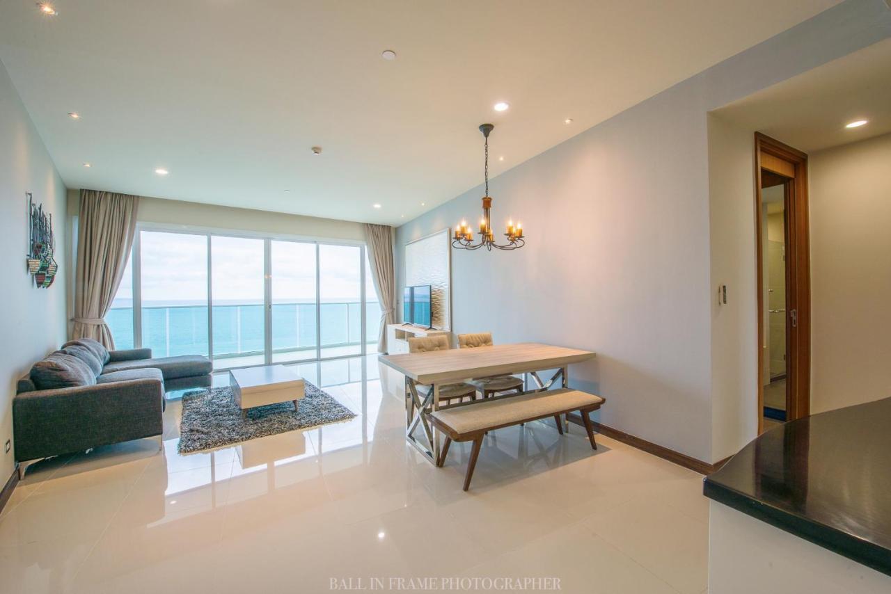 Movenpick Residences Pattaya With Ocean View Na Chom Thian Bagian luar foto