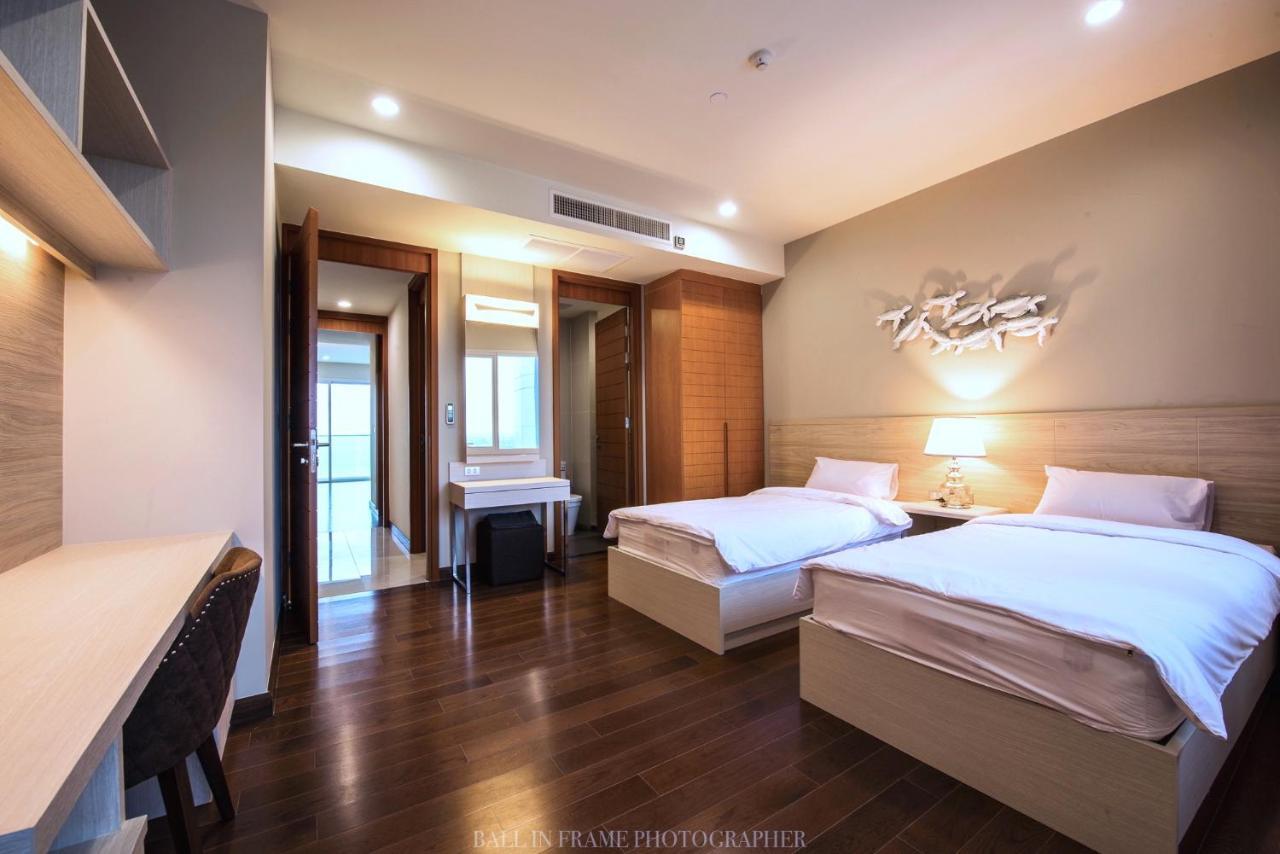 Movenpick Residences Pattaya With Ocean View Na Chom Thian Bagian luar foto